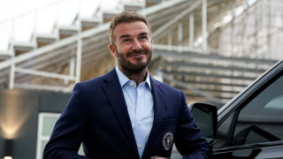 Beckham, garnitur